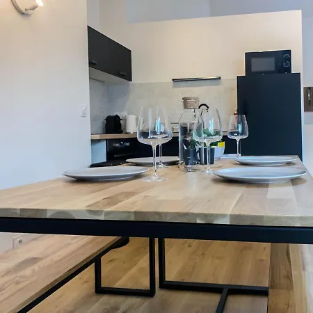 Couttet Champion Romantique Proche Gare Apartment Annecy